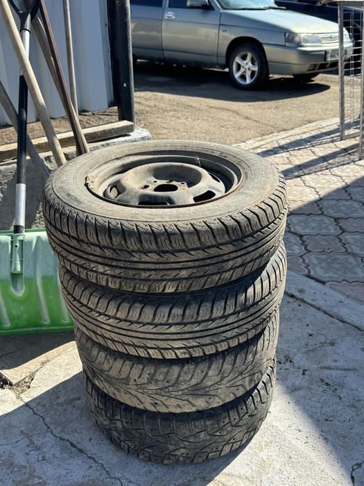 Продам шины хорошем состаяние