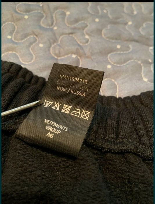 Pantaloni Vetements Demna Gvasalia Russia