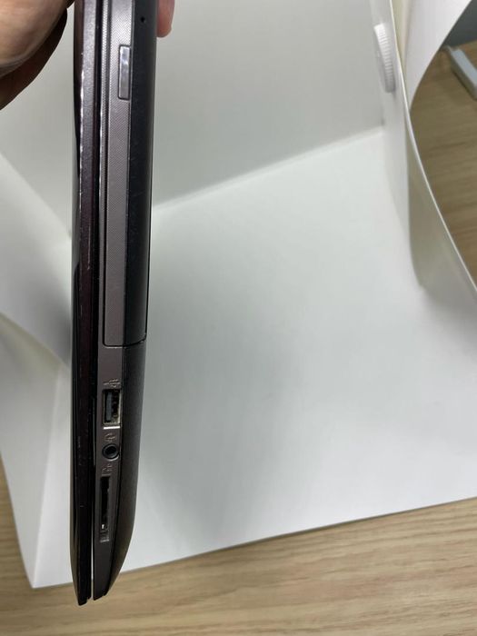 Laptop ASUS Intel(R) Core(TM) i7-7500U -P-