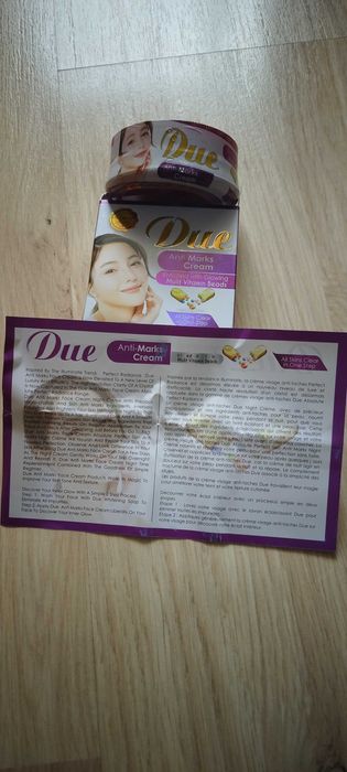 Дуе избелващ крем против белези