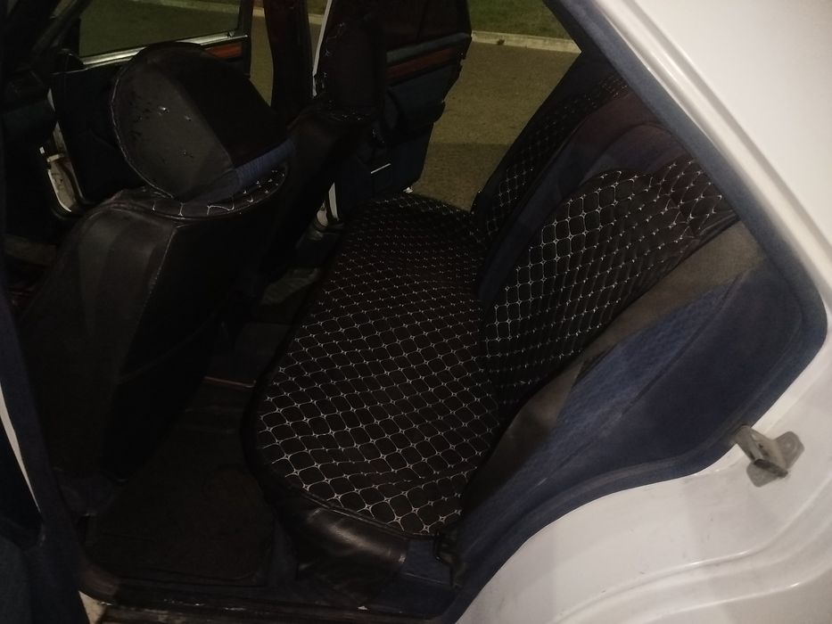 Продам машину Mercedes Benz