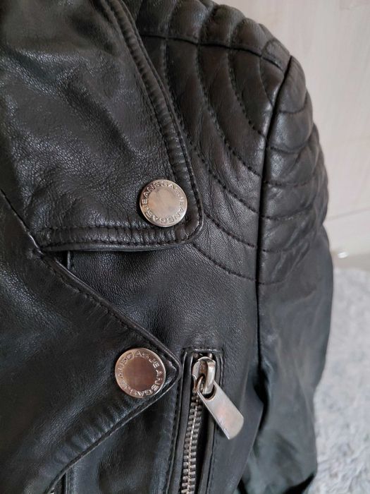 Яке GAS естествена кожа