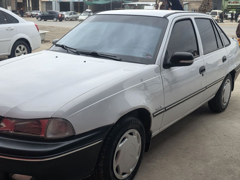 Nexia 1 2001-yil kraska petno bor