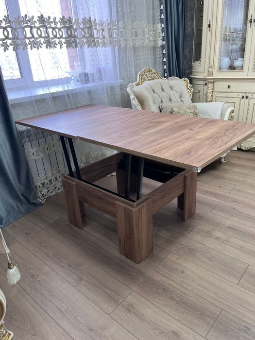 Продам стол трансформем (дерево)
