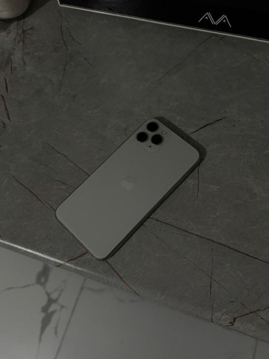 продаю iphone 11pro