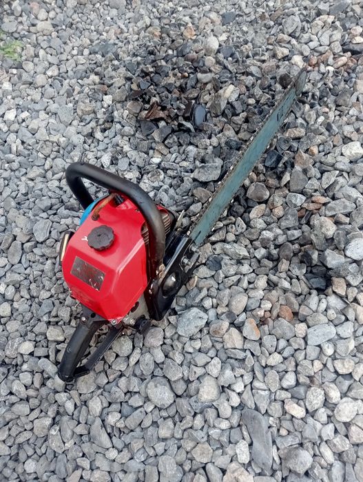 Бензопила,горбатая