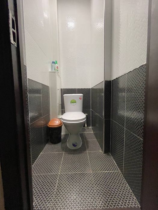 Продаётся квартира Yunusobod 7 daxa 
Yashash maydoni 60
Hona 2 ta
Homo