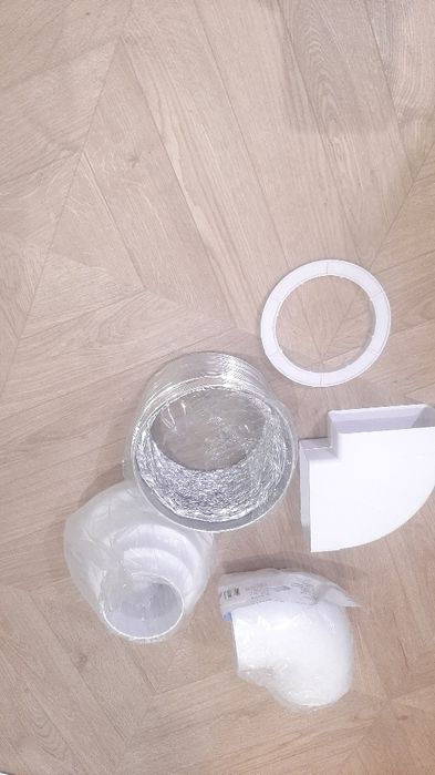 Для установки вытяжки