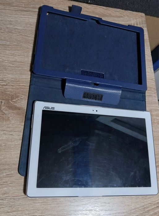 Tableta Asus ZenPad P023