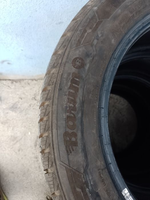 4 Anvelope Cauciucuri Iarna 205 55 R16 Barum Polaris (folosite o iarnă