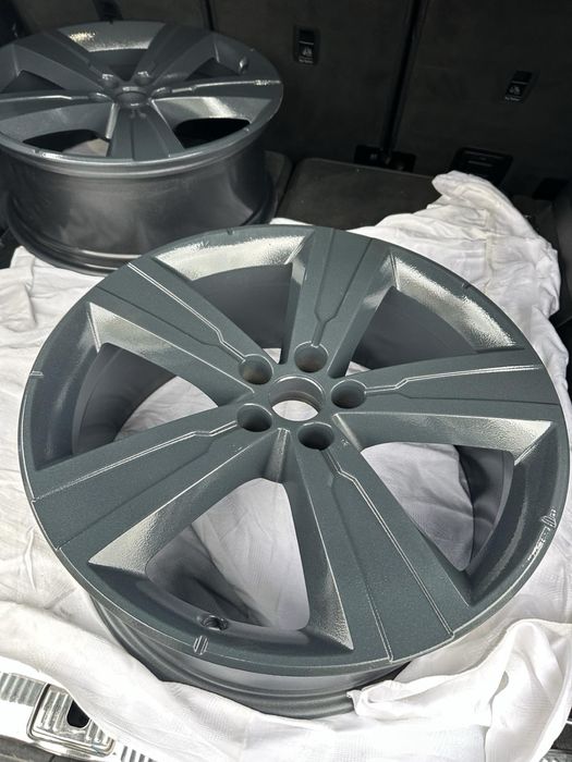 Ауди Q7 2.0 TFSI guattro 2017 FULL три коплекта джанти