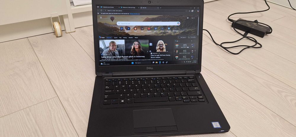 Laptop Dell Windows 11 cu i5 gen 8, 256 SSD, 14 inch full HD, 4G-GPS