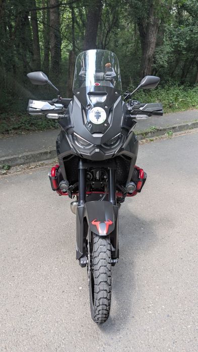 Honda CRF 1100 Africa Twin (manuală) + suspensie Ohlins