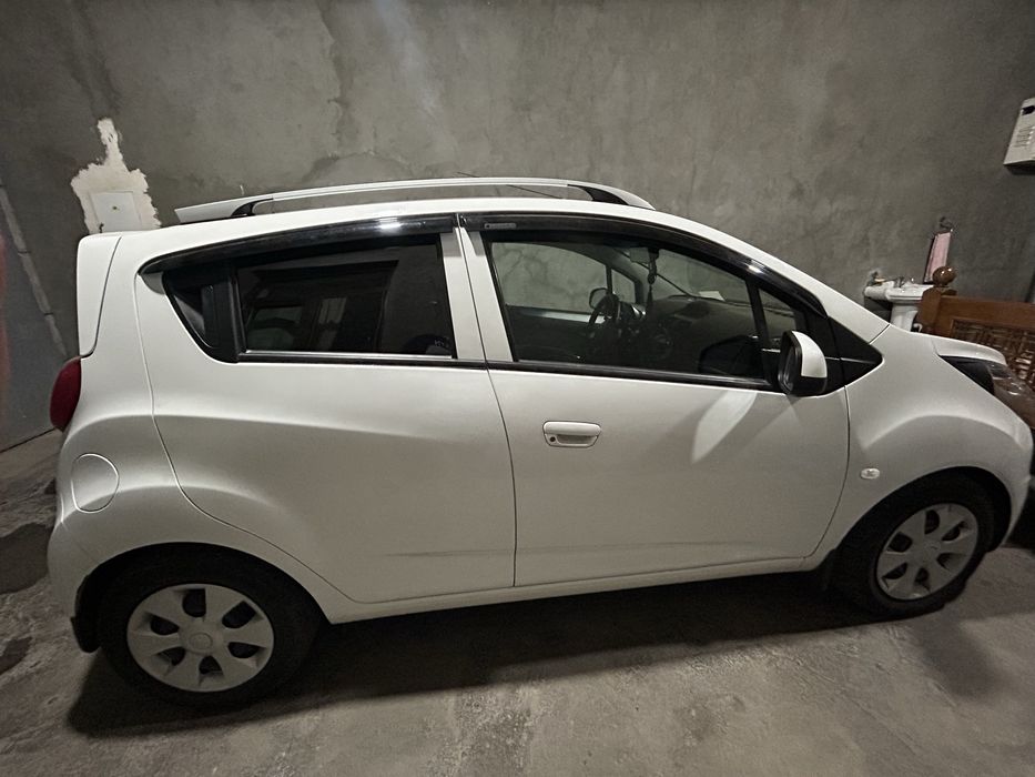 Spark 2021 rangi oq ideal