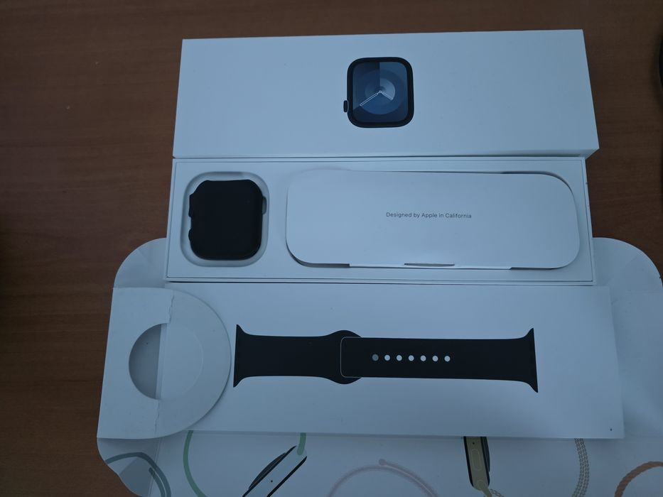 Apple watch 9 45mm ,Midnight Aluminium Case