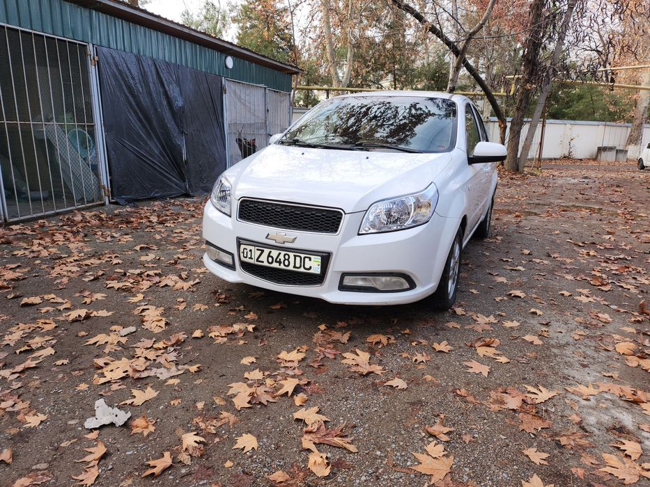 Срочно НЕ дорого NEXIA-3. Автомат. 2017 год.НЕ битая НЕ гнилая. Метан.