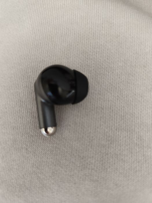 Продаю Наушники Eleron