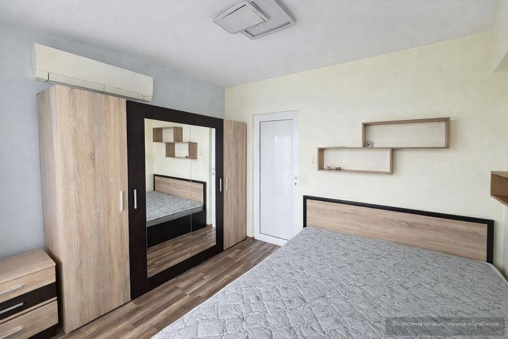 Тристаен апартамент  в гр.Варна, Колхозен пазар!