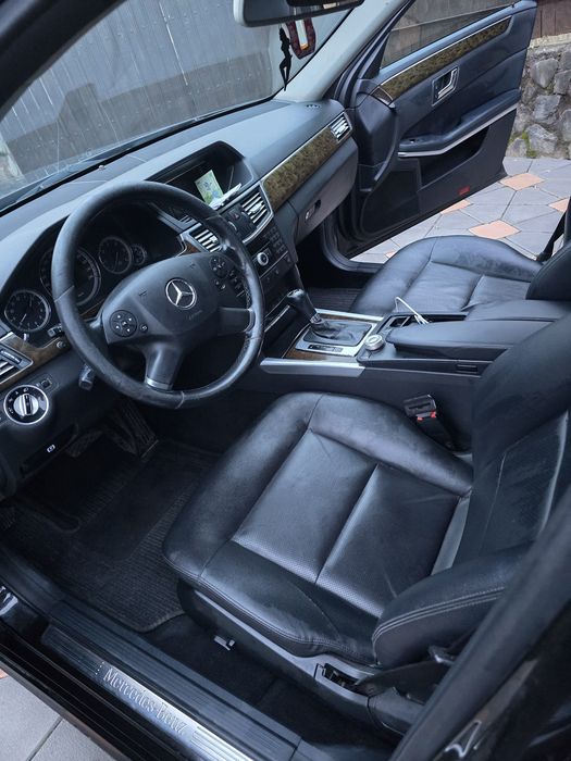 Mercedes-Benz,  E class, 2.2 diesel ( bătaie la motor)