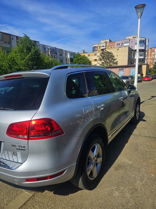 VOLKSWAGEN Touareg 2011 — imagine 3
