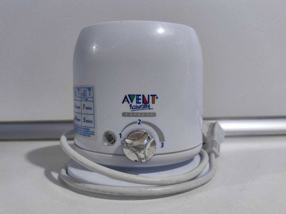 Avent Стерилизатор + Уред за затопляне нахрана