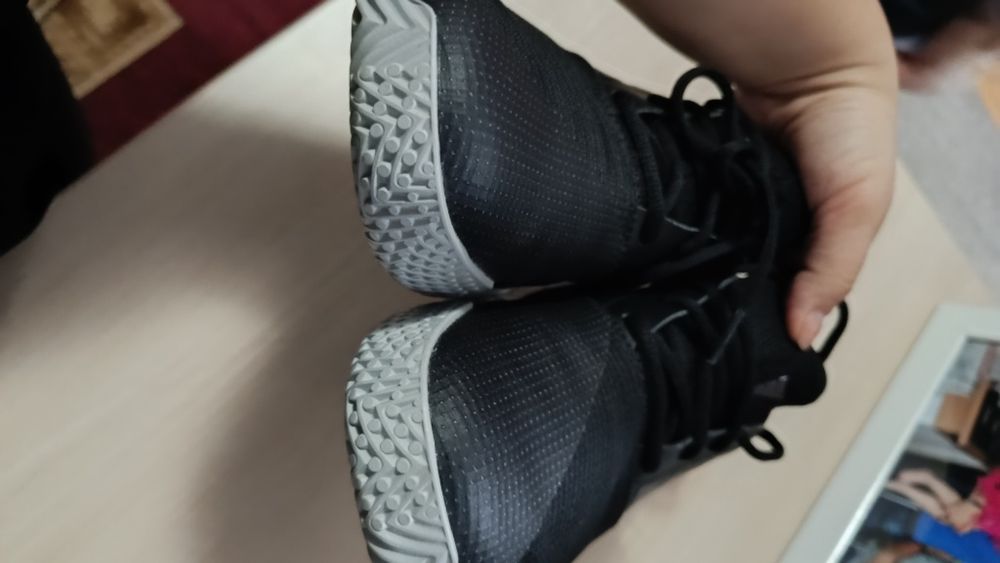 Adidași Adidas mărimea 38