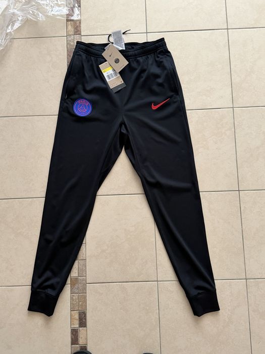 PSG Nike футболно долнище S