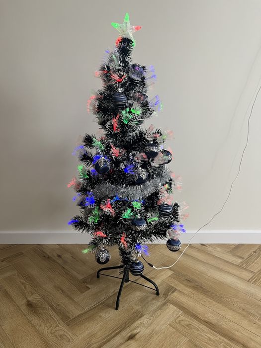 Продам красивую ёлку