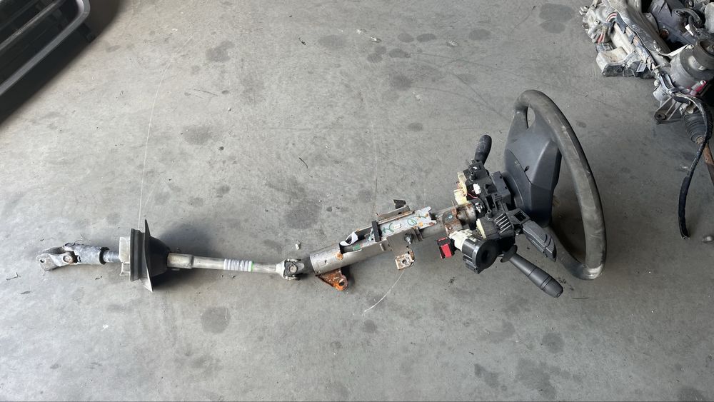 Кормилна рейка с волан Renault Traffic 3 2014-