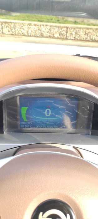 Vând mașină electrică RDB Q7 viteză 25 km/h fără permis de conducere
