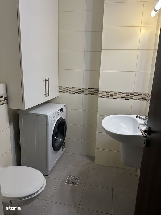Persoană fizică - Apartament 3 camere complex rezidențial