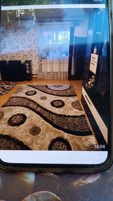 Vand casa la curte zona parc Bazilescu.Bucurestii Noi.parter etaj.mans