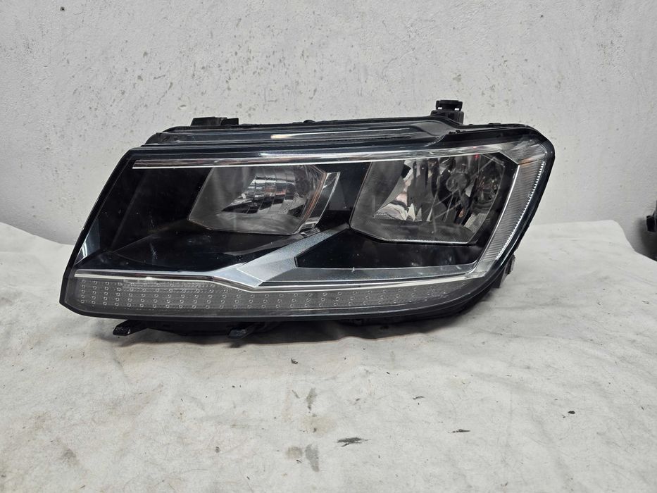 Оригинален фар Vw Tiguan  H7