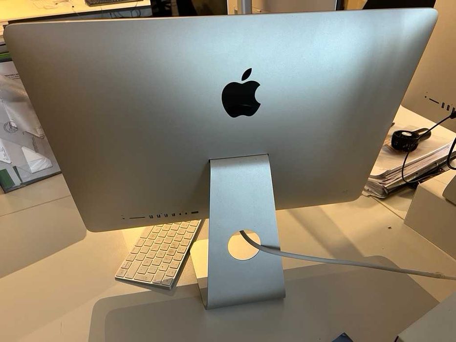 Apple iMac Retina 4K 21.5" 2017 | i5 Quad-Core | 16GB RAM | Radeon Pro 555