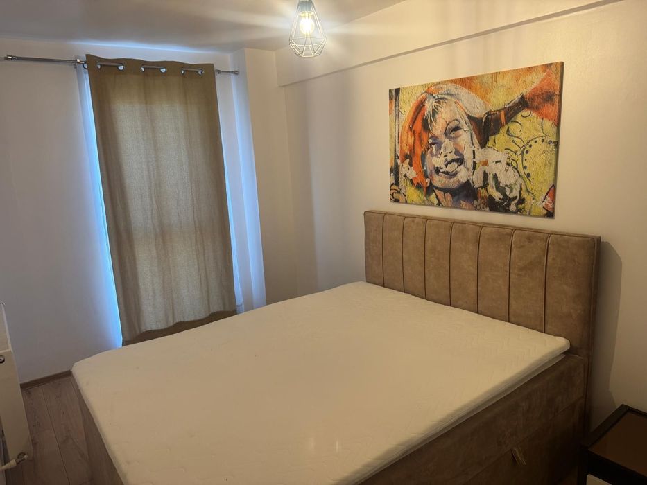 Vând  2 camere Cluj, 47 mp, persoana fizica,, ready to move, două aparate AC, etaj 4 din 6, parcare subterană, mobilat, 149 000, Zona Lombului 2-4