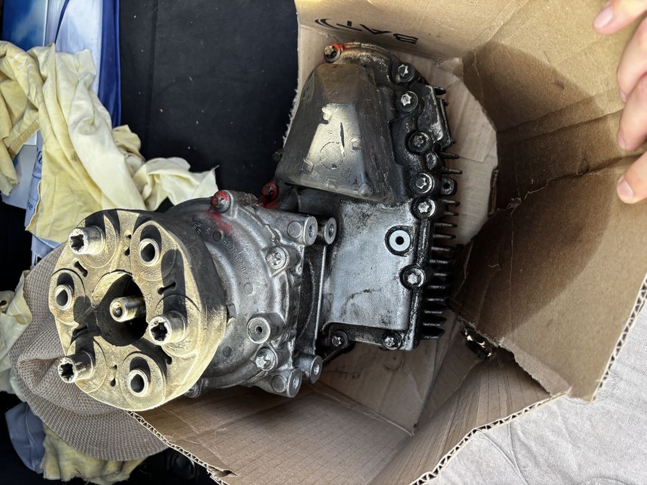 Раздатъчна кутия за мерцедес W211