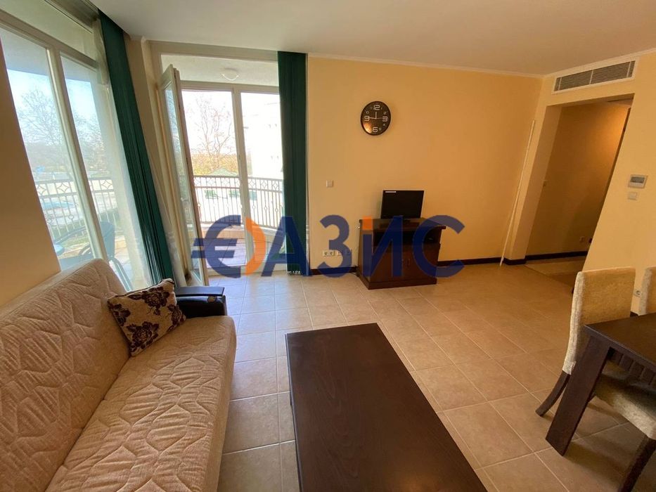 Продава се Двустаен апартамент в Поморие - 72 кв.м за 390 €/кв.м - Снимка #4