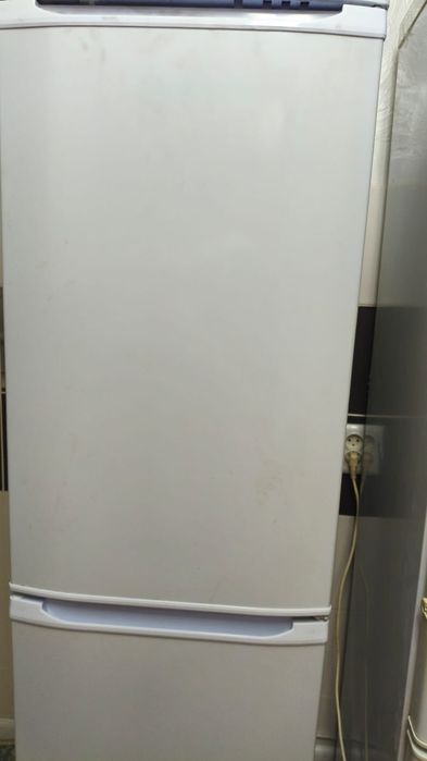 Холодильник сатылады