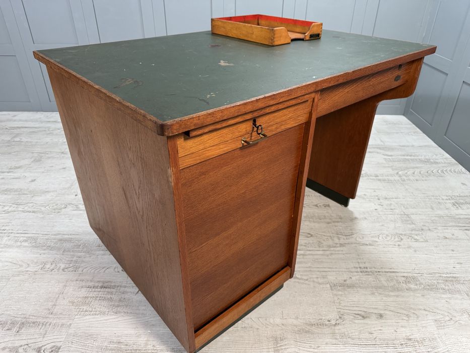 Винтидж бюро в индустриален стил Г447