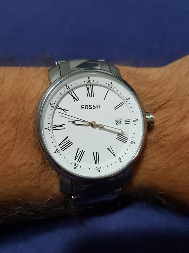 Fossil bq1012 store