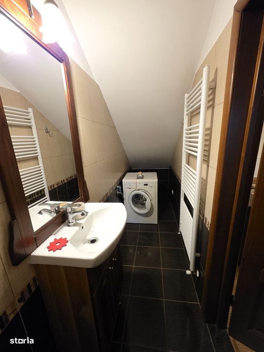 De vânzare – Jumătate de duplex, zonă Școala Gimnazială Rudolf Walther