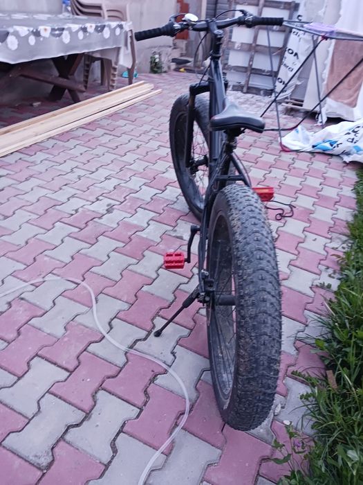 Vand bita capat este in stare buna