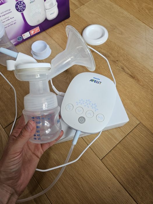 Електрическа помпа за кърма Avent easy comfort