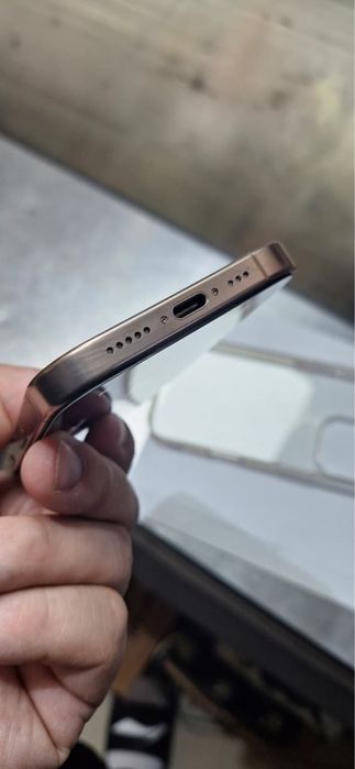 Iphone 16 pro 126gb EAC