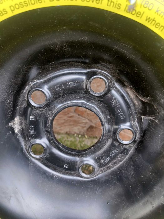 Продавам резервни гуми с джанти патерици