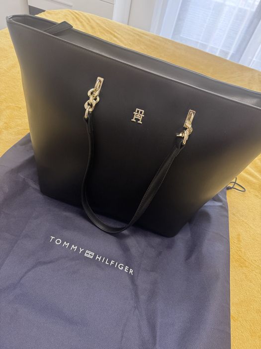 Geanta piele Tommy Hilfiger