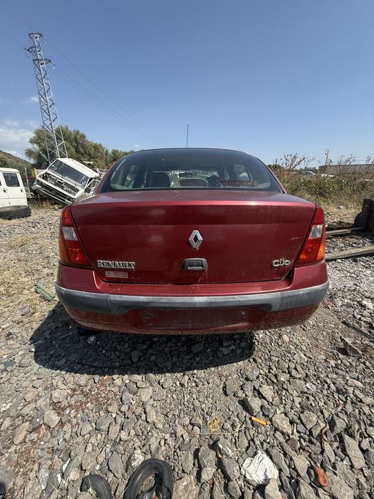 Рено клио 1.4  55 kw  2002 г на части