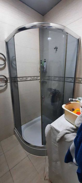 душевая кабина без одной дверцы