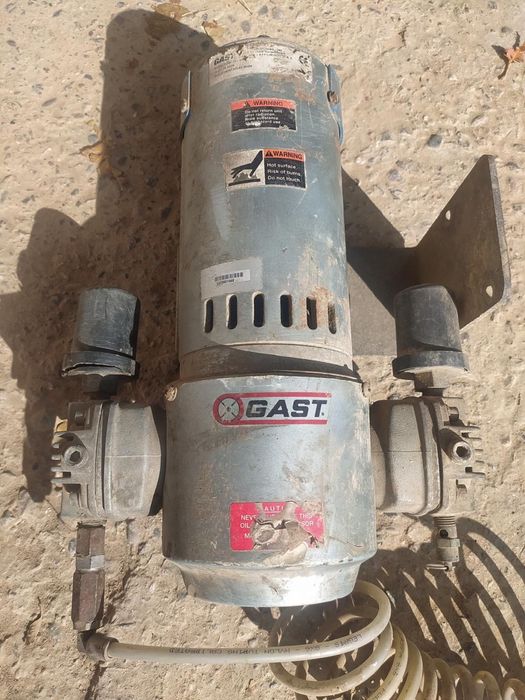 Компресор на автомабил 12 вольт пнема