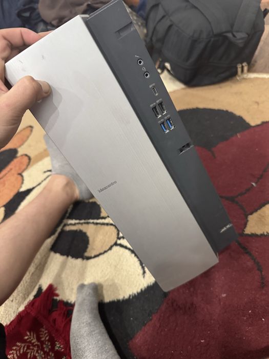 Компьютер процессор